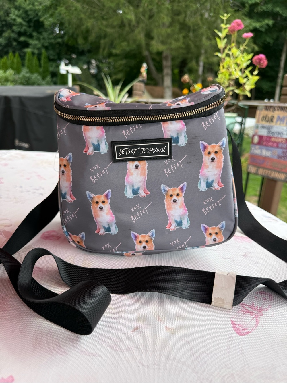 Betsey Johnson Gray Corgi Print insulated cooler bag